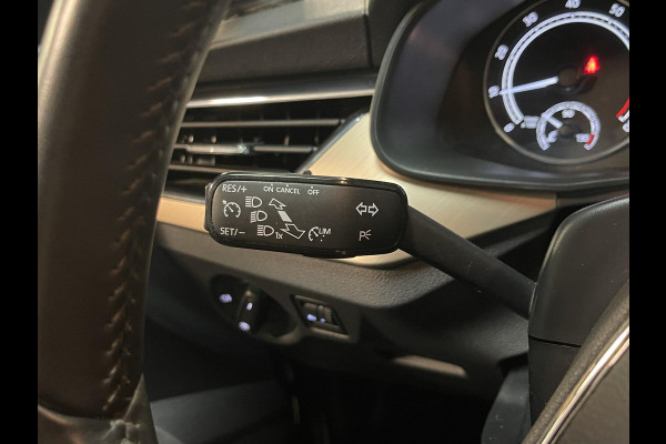Škoda Kamiq 1.0 TSI Business Edition 16"/ Stoel + stuurverwarming/Keyless/Camera/Apple Carplay & Android Auto/PDC v+a/Climate