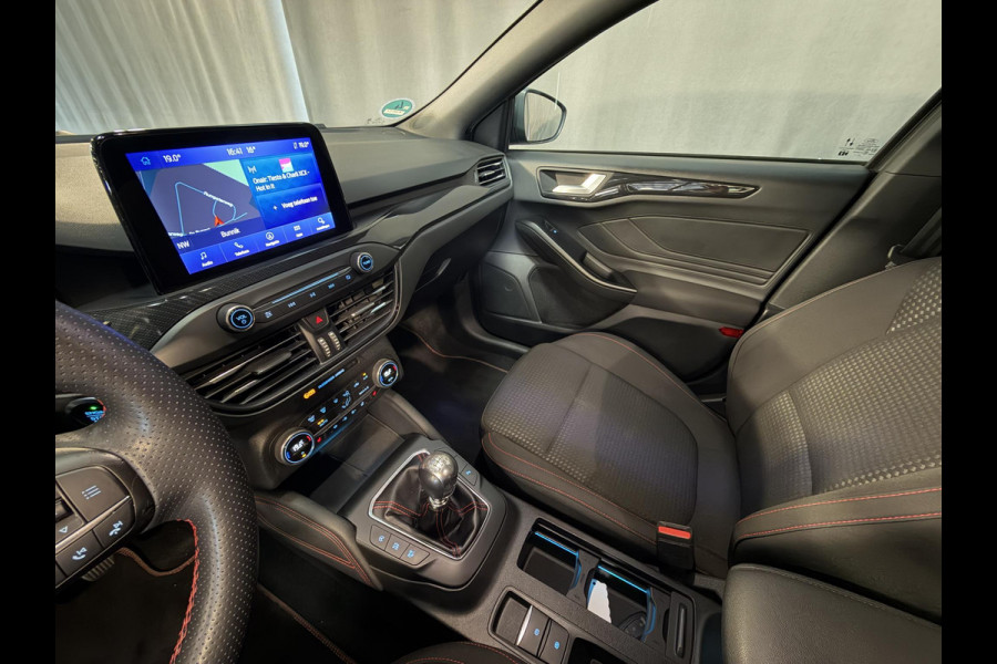Ford FOCUS Wagon 1.0 EcoBoost Hybrid ST Line X Business 155pk 18"/Navigatie/Camera/Cruise/Stoel+stuurverwarming/Apple Carplay & Android Auto/DAB
