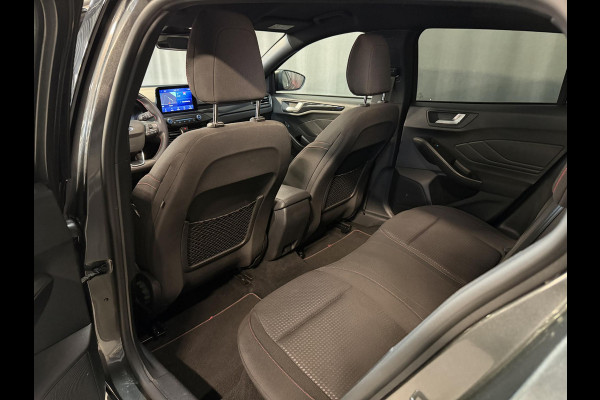 Ford FOCUS Wagon 1.0 EcoBoost Hybrid ST Line X Business 155pk 18"/Navigatie/Camera/Cruise/Stoel+stuurverwarming/Apple Carplay & Android Auto/DAB
