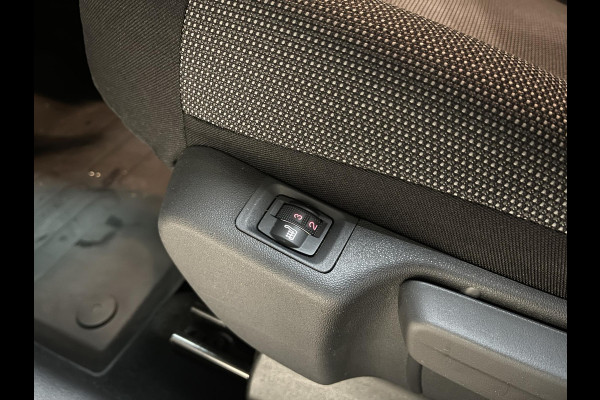 Citroën C3 Aircross 1.2 PureTech Plus 16"/Stoelverwarming/PDC/Apple Carplay & Android Auto/Climate/Cruise