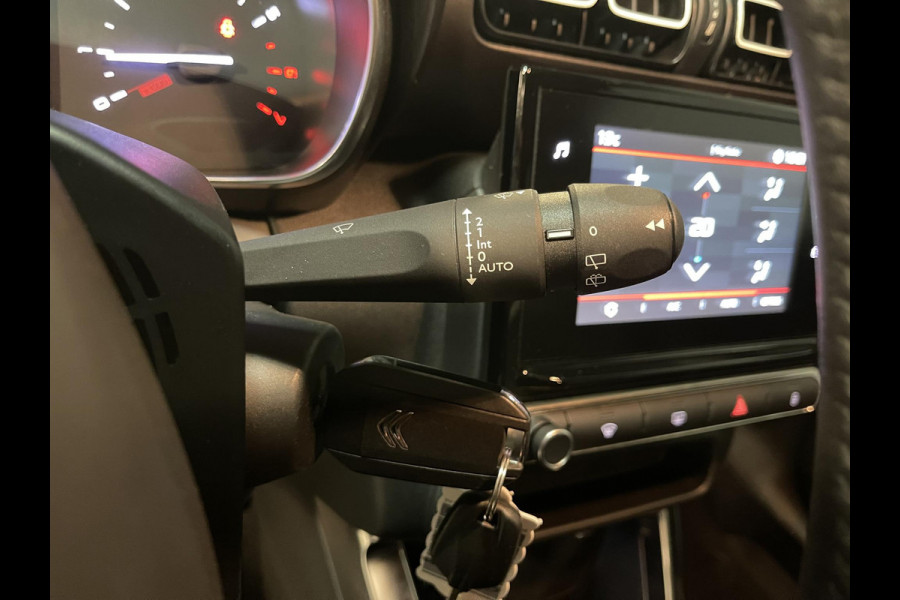 Citroën C3 Aircross 1.2 PureTech Plus 16"/Stoelverwarming/PDC/Apple Carplay & Android Auto/Climate/Cruise