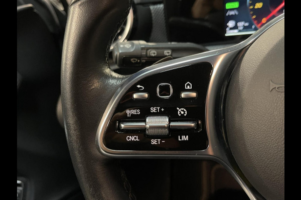 Mercedes-Benz CLA-Klasse Shooting Brake 250 e 17"/Apple Carplay & Android Auto/LED/Stoelverwarming/Camera/Climate
