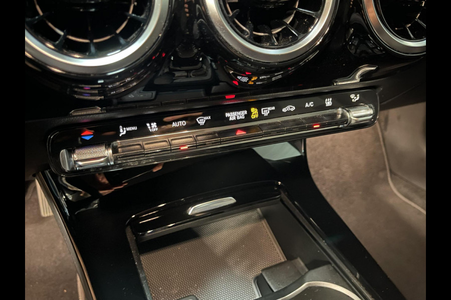 Mercedes-Benz CLA-Klasse Shooting Brake 250 e 17"/Apple Carplay & Android Auto/LED/Stoelverwarming/Camera/Climate