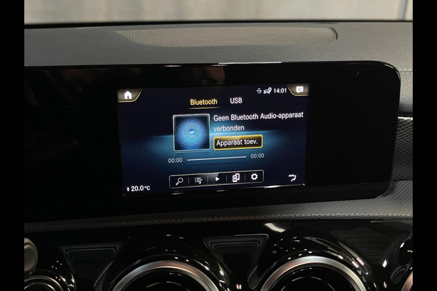 Mercedes-Benz CLA-Klasse Shooting Brake 250 e 17"/Apple Carplay & Android Auto/LED/Stoelverwarming/Camera/Climate