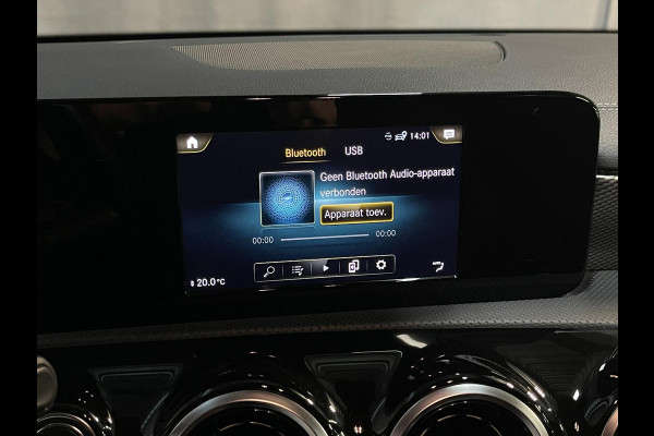 Mercedes-Benz CLA-Klasse Shooting Brake 250 e 17"/Apple Carplay & Android Auto/LED/Stoelverwarming/Camera/Climate