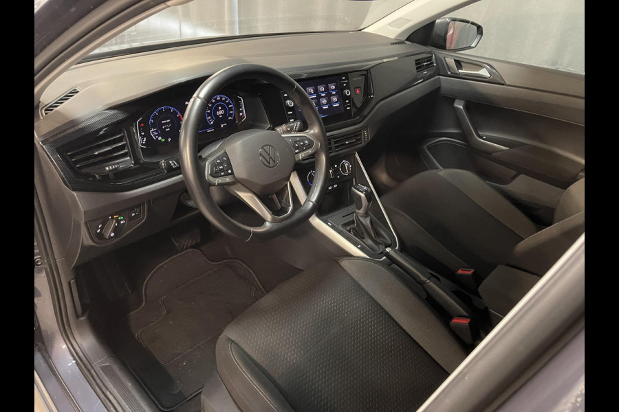 Volkswagen Polo 1.0 TSI Life 15"/Virtual cockpit/Stoelverwarming/PDC v+a/Apple Carplay & Android Auto/DAB/LED