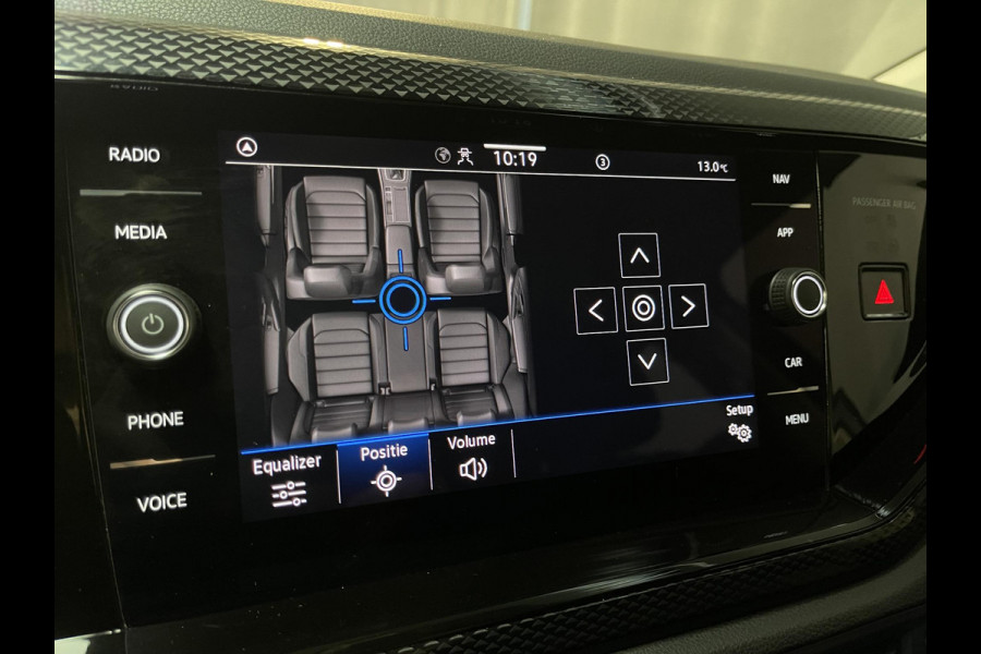 Volkswagen Polo 1.0 TSI Life 15"/Virtual cockpit/Stoelverwarming/PDC v+a/Apple Carplay & Android Auto/DAB/LED