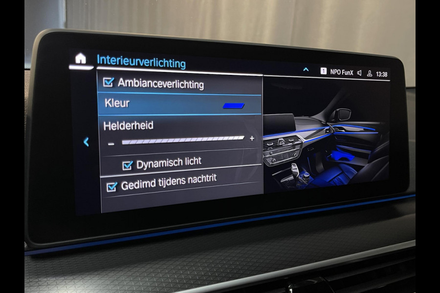 BMW 5 Serie 530e Business Edition Plus M Sport 19"/Schuif-kanteldak/Trekhaak/Camera/Stoelverwarming + memory/PDC v+a/LED