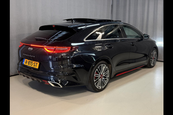 Kia ProCeed 1.6 T-GDI GT 18''/Panoramadak/Adaptieve cruise/JBL/Memory/Stuur+stoelverwarming/Dodehoek/Camera/Keyless