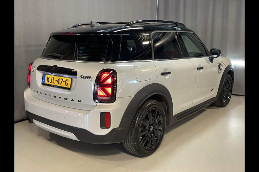 MINI Countryman 1.5 Cooper S E ALL4 18"/Panoramadak/Adaptieve cruise/Leder + memory + stoelverwarming/Harman Kardon/Keyless/Elektrische klep/Head-up/Camera