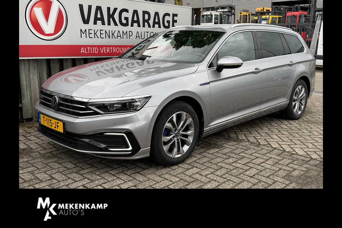 Volkswagen Passat Variant 1.4 TSI PHEV GTE Business 17"/Trekhaak/IQ Lights/Stoelverwarming/Camera/Apple Carplay & Android Auto