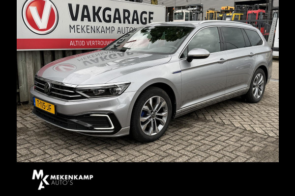 Volkswagen Passat Variant 1.4 TSI PHEV GTE Business 17"/Trekhaak/IQ Lights/Stoelverwarming/Camera/Apple Carplay & Android Auto