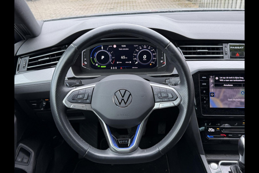 Volkswagen Passat Variant 1.4 TSI PHEV GTE Business 17"/Trekhaak/IQ Lights/Stoelverwarming/Camera/Apple Carplay & Android Auto