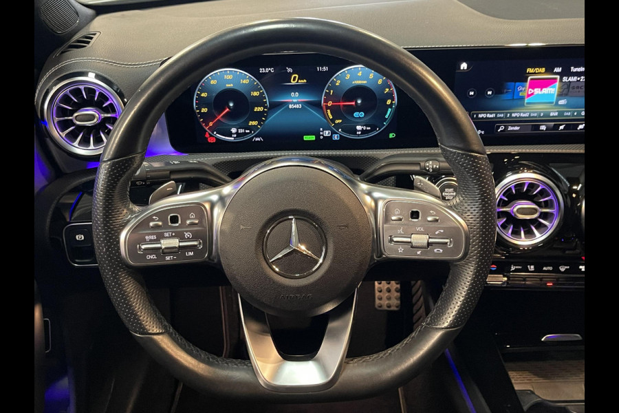 Mercedes-Benz CLA-Klasse 250 e Advantage AMG Line 18"/Dodehoek/Trekhaak/Camera/Sfeerverlichting/Stoelverwarming