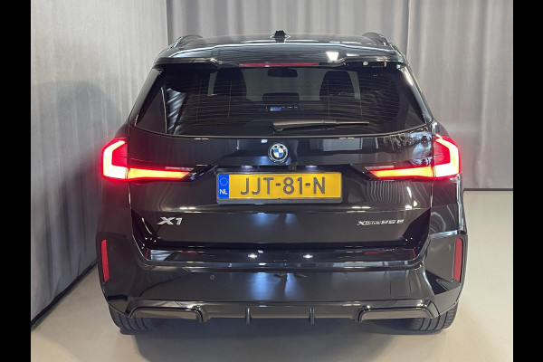 BMW X1 xDrive 25e M-Sport Shadow Line 18''/Sportstoelen/Keyless/Stoelverwarming/Camera/Elektrisch klep