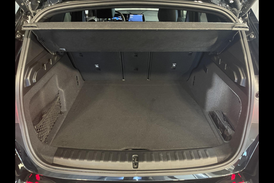 BMW X1 xDrive 25e M-Sport Shadow Line 18''/Sportstoelen/Keyless/Stoelverwarming/Camera/Elektrisch klep