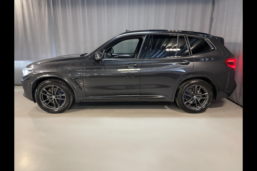 BMW X3 xDrive30e High Executive M Sport 19"/Leder/Panoramadak/Trekhaak/Keyless/Head-up/Stoelverwarming/Sfeerverlichting/Camera/Apple Carplay & Android Auto