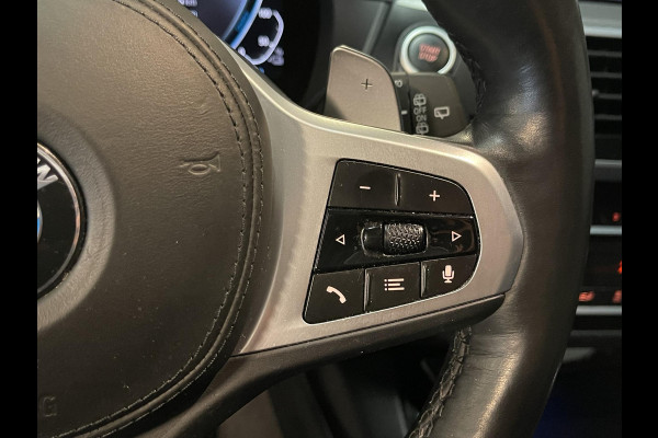 BMW X3 xDrive30e High Executive M Sport 19"/Leder/Panoramadak/Trekhaak/Keyless/Head-up/Stoelverwarming/Sfeerverlichting/Camera/Apple Carplay & Android Auto
