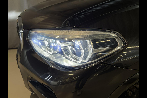 BMW X3 xDrive30e High Executive M Sport 19"/Leder/Panoramadak/Trekhaak/Keyless/Head-up/Stoelverwarming/Sfeerverlichting/Camera/Apple Carplay & Android Auto
