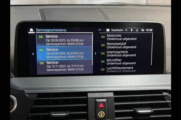 BMW X3 xDrive30e High Executive M Sport 19"/Leder/Panoramadak/Trekhaak/Keyless/Head-up/Stoelverwarming/Sfeerverlichting/Camera/Apple Carplay & Android Auto