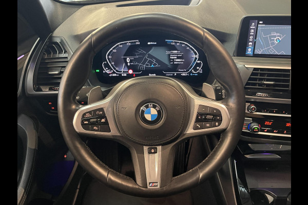 BMW X3 xDrive30e High Executive X Line 19"/Panoramadak/Trekhaak/360 camera/Adaptieve cruise/Dodehoek/Stoel + stuurverwarming/Head-up