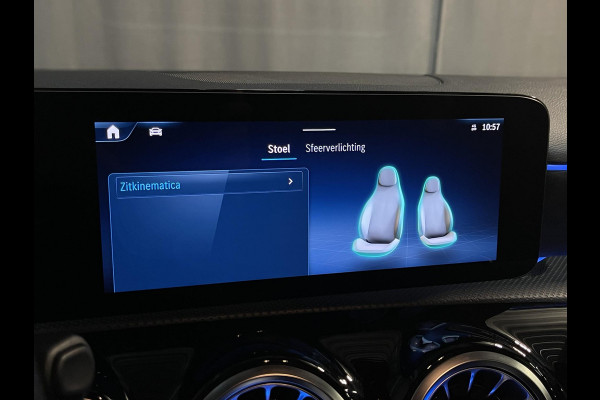 Mercedes-Benz A-Klasse 250 e AMG Line 18"/Panoramadak/Head-up/Memory l+r/Stoel + stuurverwarming/Matrix LED/360 camera/Keyless/Dodehoek/Apple Carplay & Android Auto