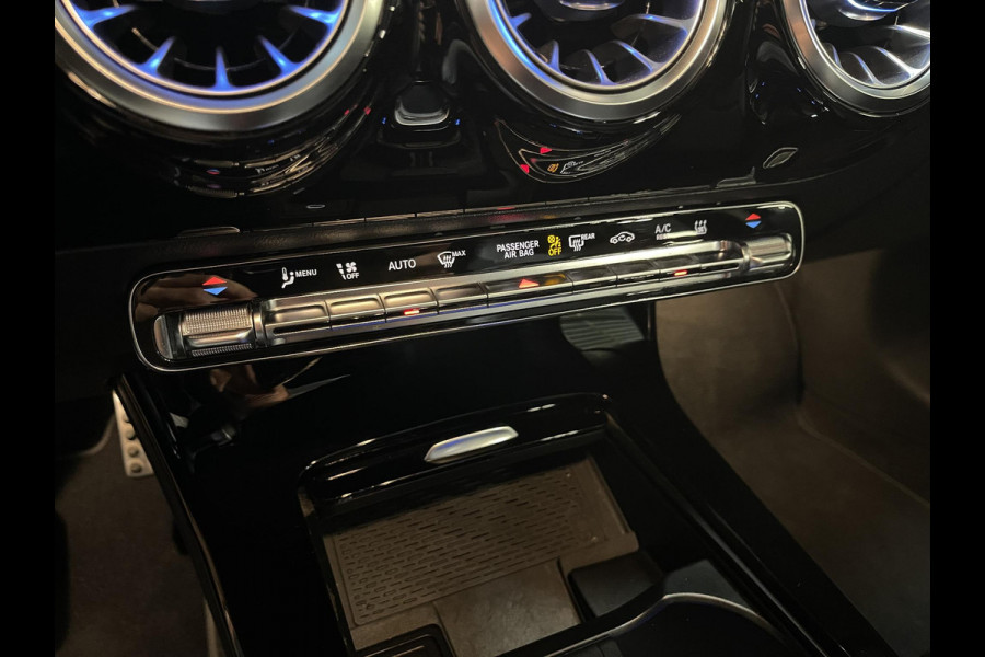 Mercedes-Benz A-Klasse 250 e AMG Line 18"/Panoramadak/Head-up/Memory l+r/Stoel + stuurverwarming/Matrix LED/360 camera/Keyless/Dodehoek/Apple Carplay & Android Auto