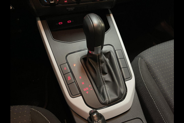 Seat Arona 1.0 TSI Style 16"/Apple Carplay & Android Auto/PDC/LED