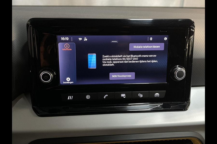 Seat Arona 1.0 TSI Style 16"/Apple Carplay & Android Auto/PDC/LED