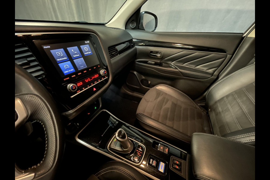Mitsubishi Outlander 2.4 PHEV Intense 18"/Adaptieve cruise/Dodehoek/LED/Stoelverwarming/PDC v+a/Camera/Apple Carplay & Android Auto
