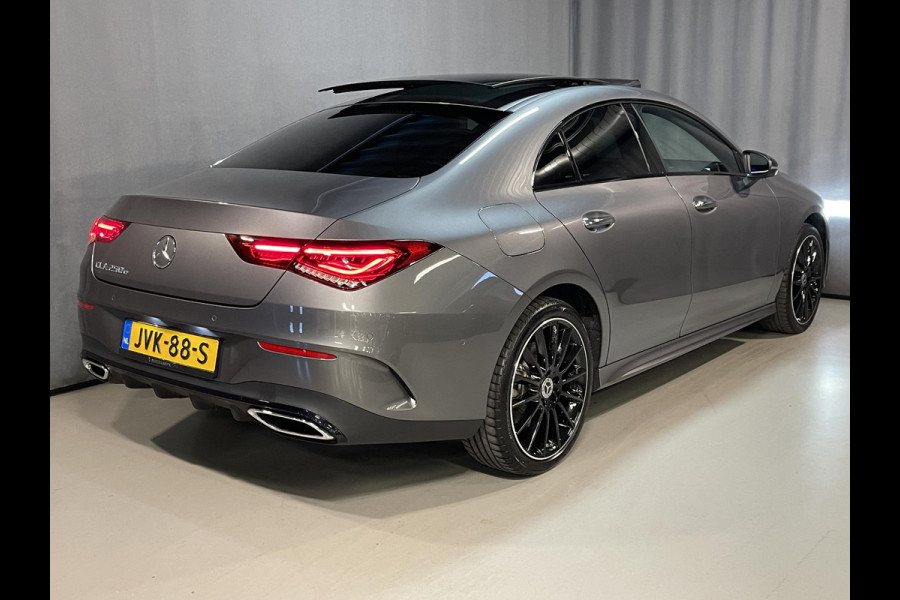 Mercedes-Benz CLA-Klasse 250 e AMG Line 19"/Panoramadak/Sfeerverlichting/Keyless/Camera/Stoelverwarming