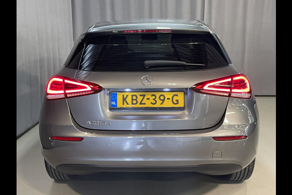 Mercedes-Benz A-Klasse 250 e 17"/Dodehoek/Camera/PDC v+a/Apple Carplay & Android Auto/DAB/Navigatie/Climate