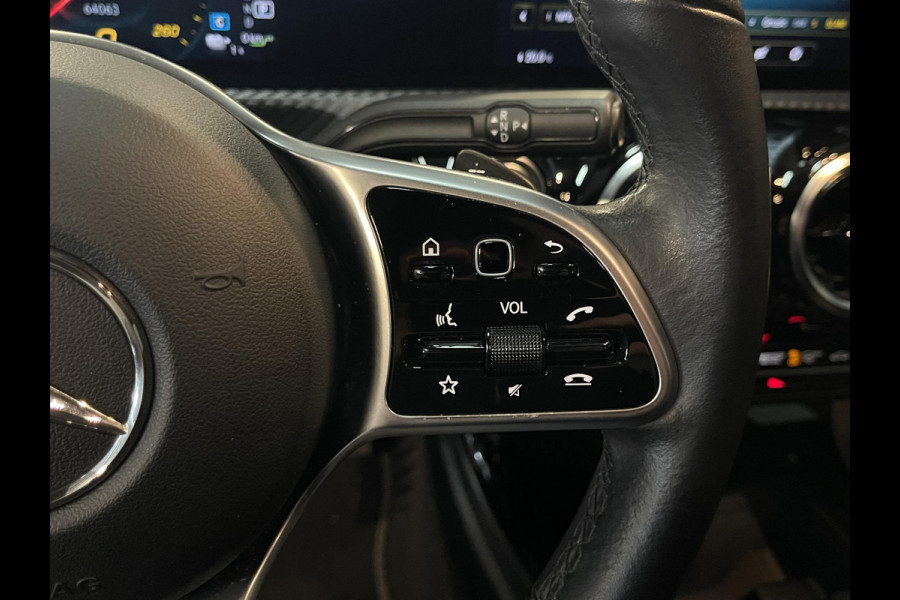 Mercedes-Benz A-Klasse 250 e 17"/Dodehoek/Camera/PDC v+a/Apple Carplay & Android Auto/DAB/Navigatie/Climate