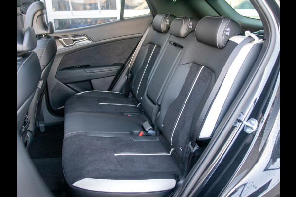 Kia Sportage 1.6 T-GDi Hybrid GT-Line | Op Voorraad | Schuif/kantel | Panorama | Elektrische achterklep | Stoelverwarming | Navi | Clima | Camera | Carplay