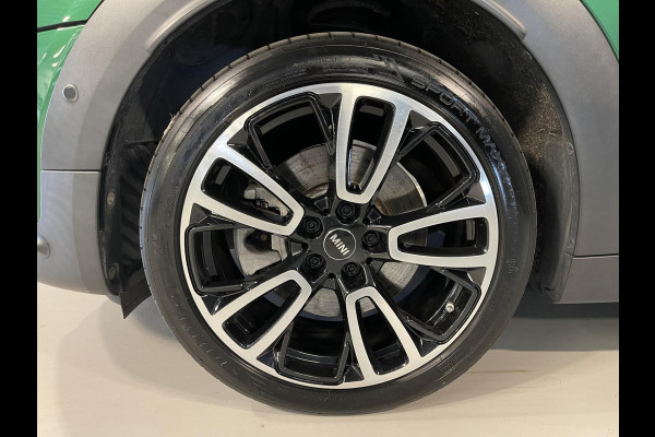 MINI Countryman 1.5 Cooper S E ALL4 Salt John Cooper Works 19"/Panoramadak/JCW sportstoelen + stoelverwarming/Harman Kardon/Keyless/Apple Carplay & Android Auto/Camera