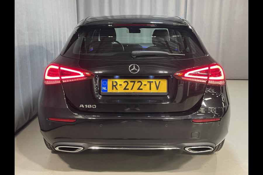 Mercedes-Benz A-Klasse 180 Advantage 17"/Sfeerverlichting/LED/Climate/Stoelverwarming/Apple Carplay & Android Auto