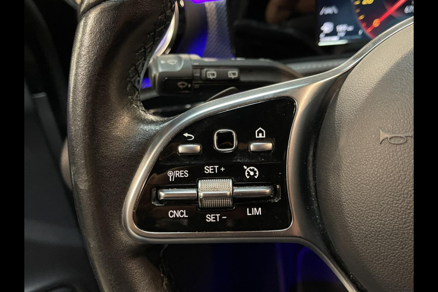 Mercedes-Benz A-Klasse 180 Advantage 17"/Sfeerverlichting/LED/Climate/Stoelverwarming/Apple Carplay & Android Auto