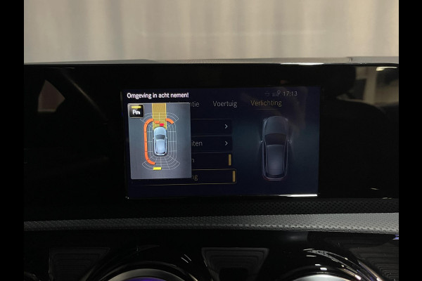 Mercedes-Benz A-Klasse 180 Advantage 17"/Sfeerverlichting/LED/Climate/Stoelverwarming/Apple Carplay & Android Auto