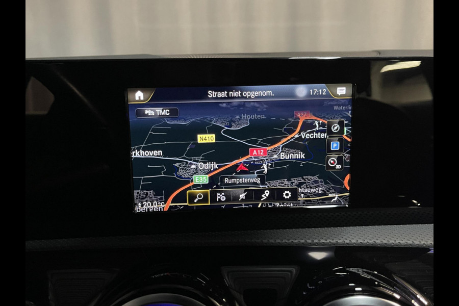 Mercedes-Benz A-Klasse 180 Advantage 17"/Sfeerverlichting/LED/Climate/Stoelverwarming/Apple Carplay & Android Auto