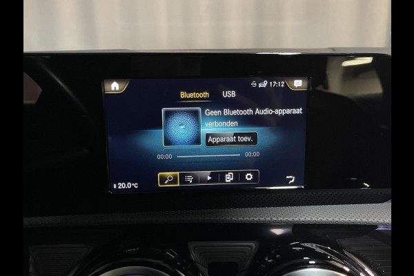Mercedes-Benz A-Klasse 180 Advantage 17"/Sfeerverlichting/LED/Climate/Stoelverwarming/Apple Carplay & Android Auto