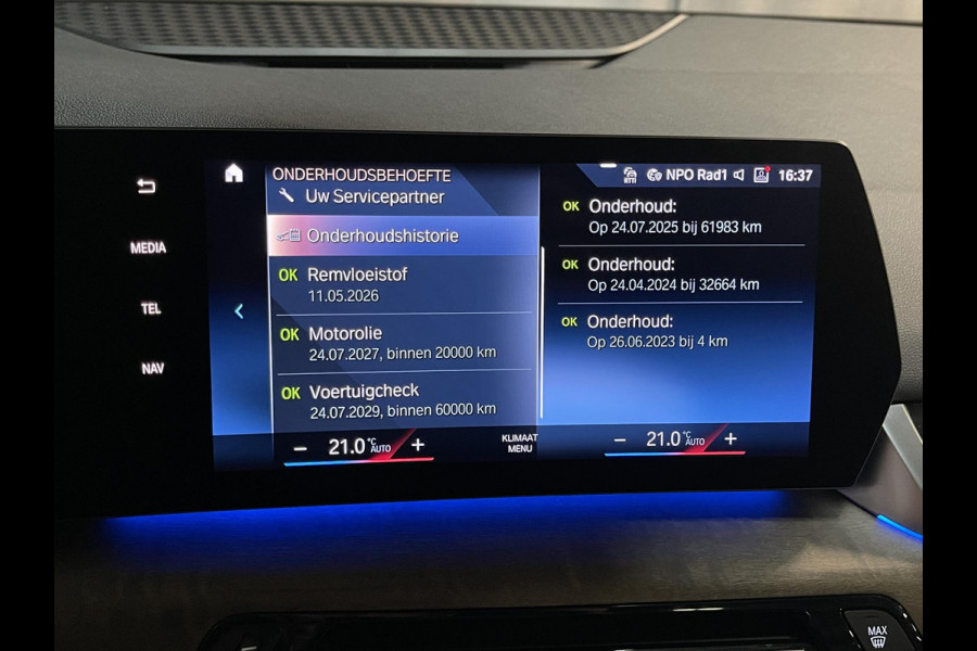 BMW 2 Serie Active Tourer 225e xDrive Luxury Line 17"/Leder + memory/Panoramadak/Stoelmassage/Harman Kardon/Camera/Head-up/Dodehoek/Apple Carplay & Android Auto