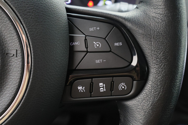 Jeep Renegade 4xe 240 Plug-in Hybrid Electric 80th Anniversary Climate, ACC, Camera, Apple Carplay, Stoelverwarming, Trekhaak, PDC, 19''