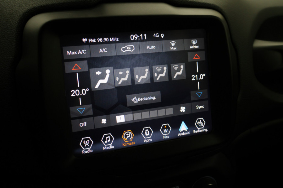 Jeep Renegade 4xe 240 Plug-in Hybrid Electric 80th Anniversary Climate, ACC, Camera, Apple Carplay, Stoelverwarming, Trekhaak, PDC, 19''