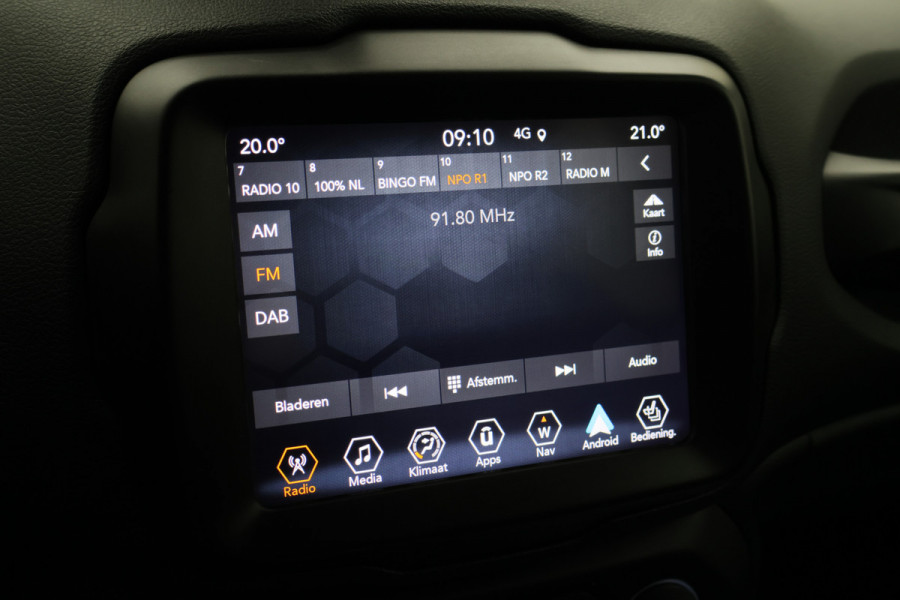 Jeep Renegade 4xe 240 Plug-in Hybrid Electric 80th Anniversary Climate, ACC, Camera, Apple Carplay, Stoelverwarming, Trekhaak, PDC, 19''