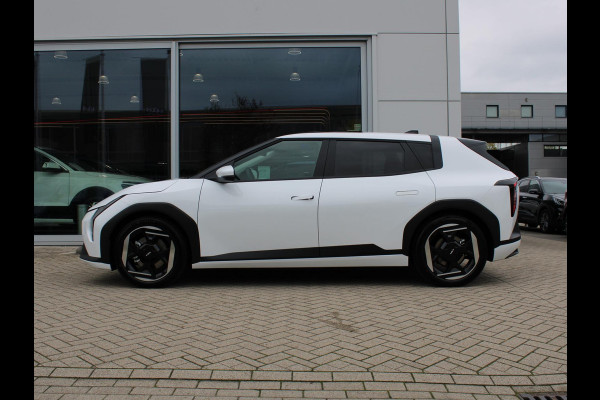 Kia EV4 Plus Advanced 58.3 kWh | DIRECT LEVERBAAR | Schuifkanteldak | Navigatie | Stoel en stuurverwarming | H&K | Elektrische achterklep