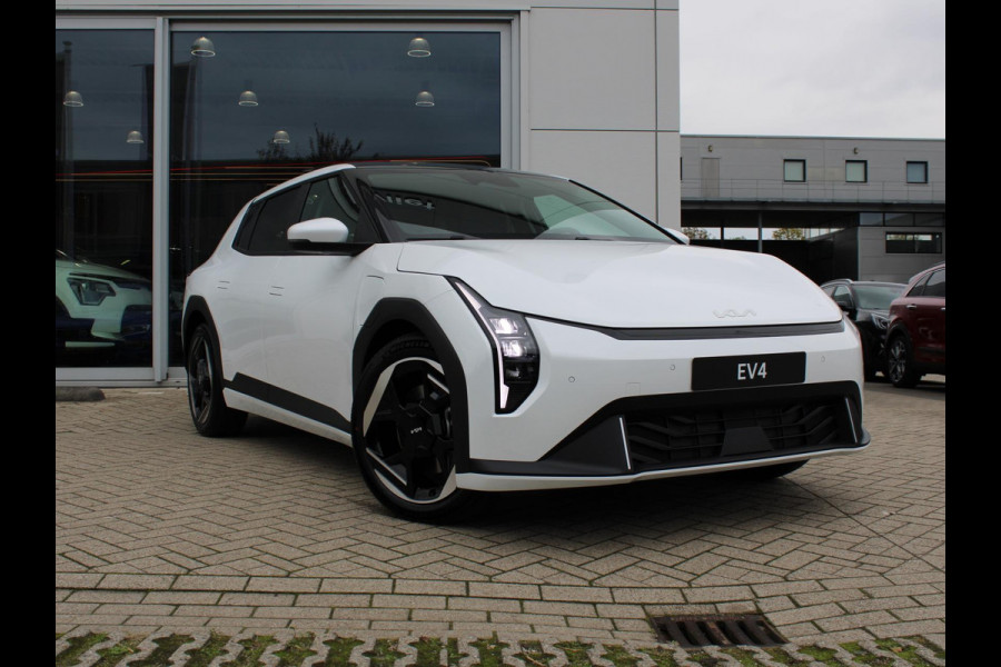 Kia EV4 Plus Advanced 58.3 kWh | DIRECT LEVERBAAR | Schuifkanteldak | Navigatie | Stoel en stuurverwarming | H&K | Elektrische achterklep