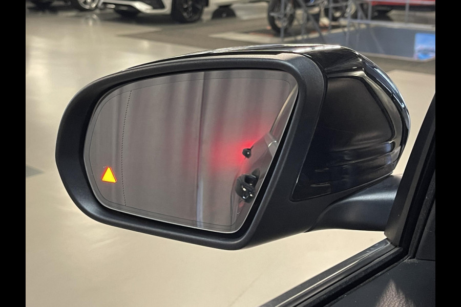 Mercedes-Benz GLC 300e 4MATIC 19"/Trekhaak/Dodehoek/Rijstrooksensor/Sfeerverlichting/Apple Carplay & Android Auto/Stoelverwarming/Elektrische klep