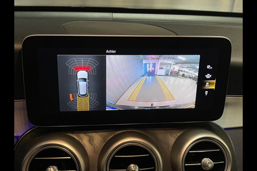 Mercedes-Benz GLC 300e 4MATIC 19"/Trekhaak/Dodehoek/Rijstrooksensor/Sfeerverlichting/Apple Carplay & Android Auto/Stoelverwarming/Elektrische klep