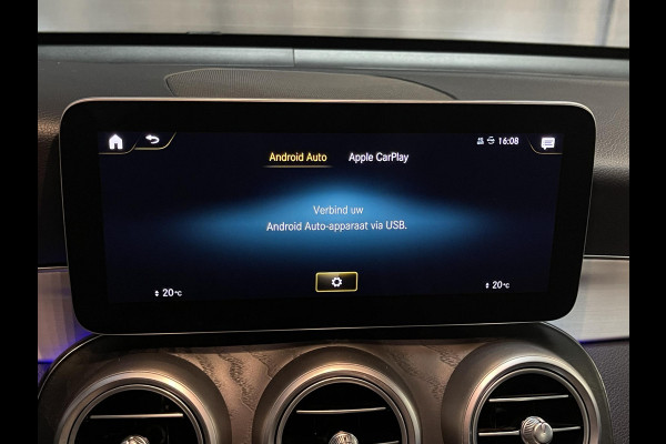 Mercedes-Benz GLC 300e 4MATIC 19"/Trekhaak/Dodehoek/Rijstrooksensor/Sfeerverlichting/Apple Carplay & Android Auto/Stoelverwarming/Elektrische klep