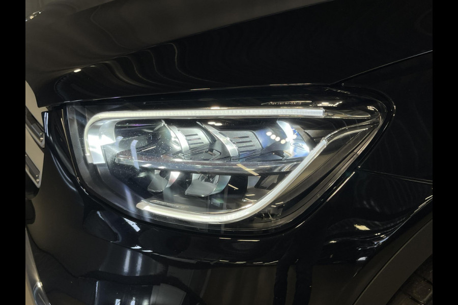 Mercedes-Benz GLC 300e 4MATIC 19"/Trekhaak/Dodehoek/Rijstrooksensor/Sfeerverlichting/Apple Carplay & Android Auto/Stoelverwarming/Elektrische klep